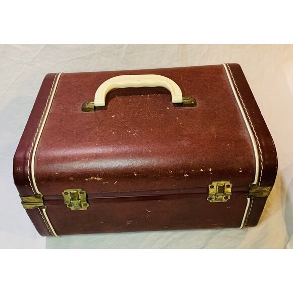 Vintage Luggage Suitcase Rail Travel Case Mirror Stitched Leather Edge Corners - Picture 2 of 12
